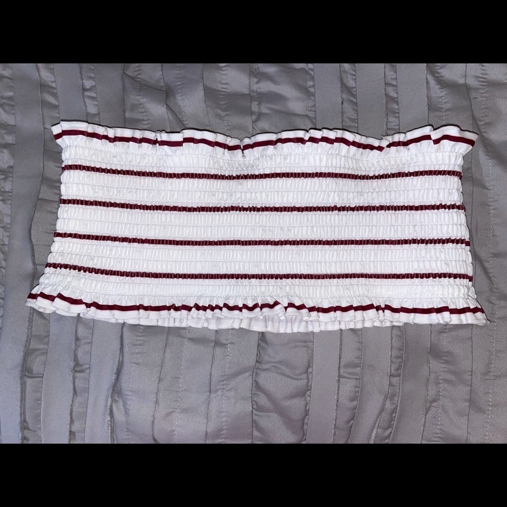 Strapless top